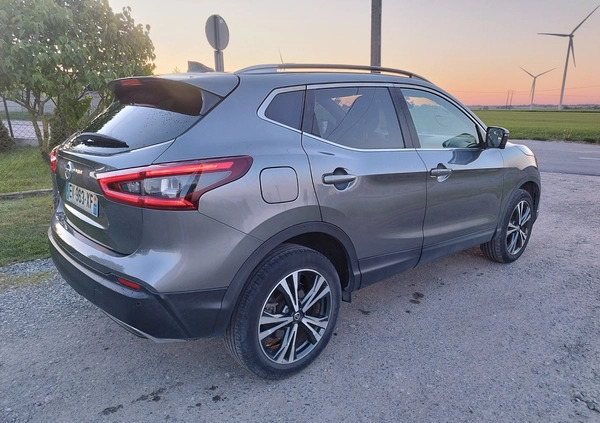 Nissan Qashqai cena 44900 przebieg: 76000, rok produkcji 2018 z Kępno małe 254